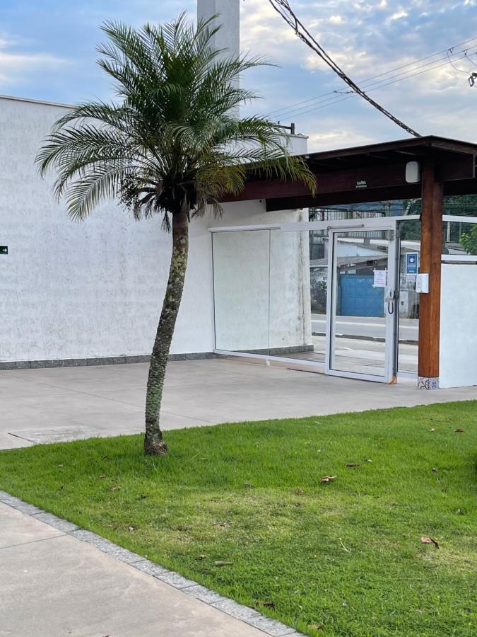 Ubatuba! Sun Way! Piscinas churrasqueira, espaço Sophia! Exterior foto